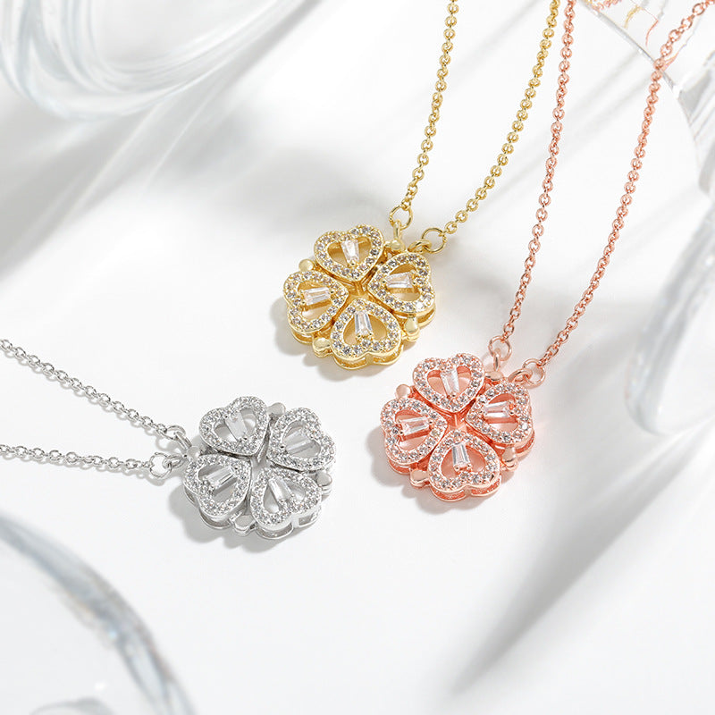 Colar Trevo de Coração + Caixa com 6 Rosas