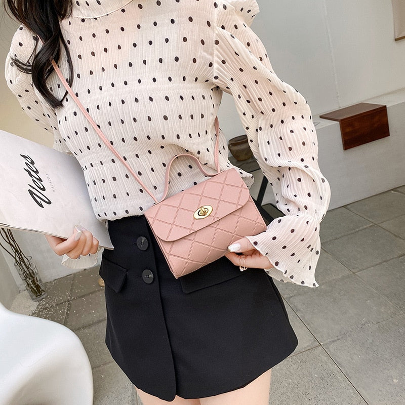 Bolsa Feminina Pequena Transversal Estilosa
